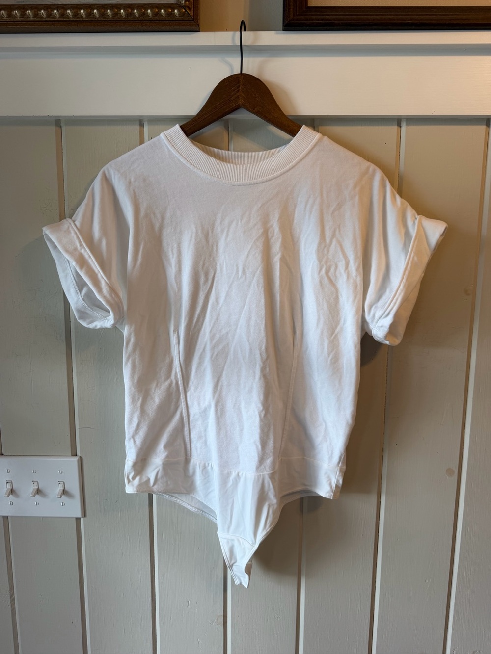 lululemon White Short Sleeve Open Back Bodysuit T-Shirt Top, Size 12?, NWOT